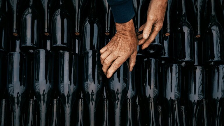 Gestion des stocks de matières sèches et inventaire bouteilles - ERP Vins